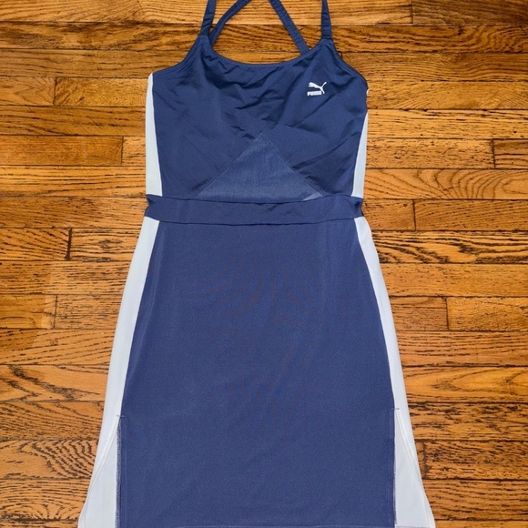 Puma large ladies athletic dress - Picture 2 of 8